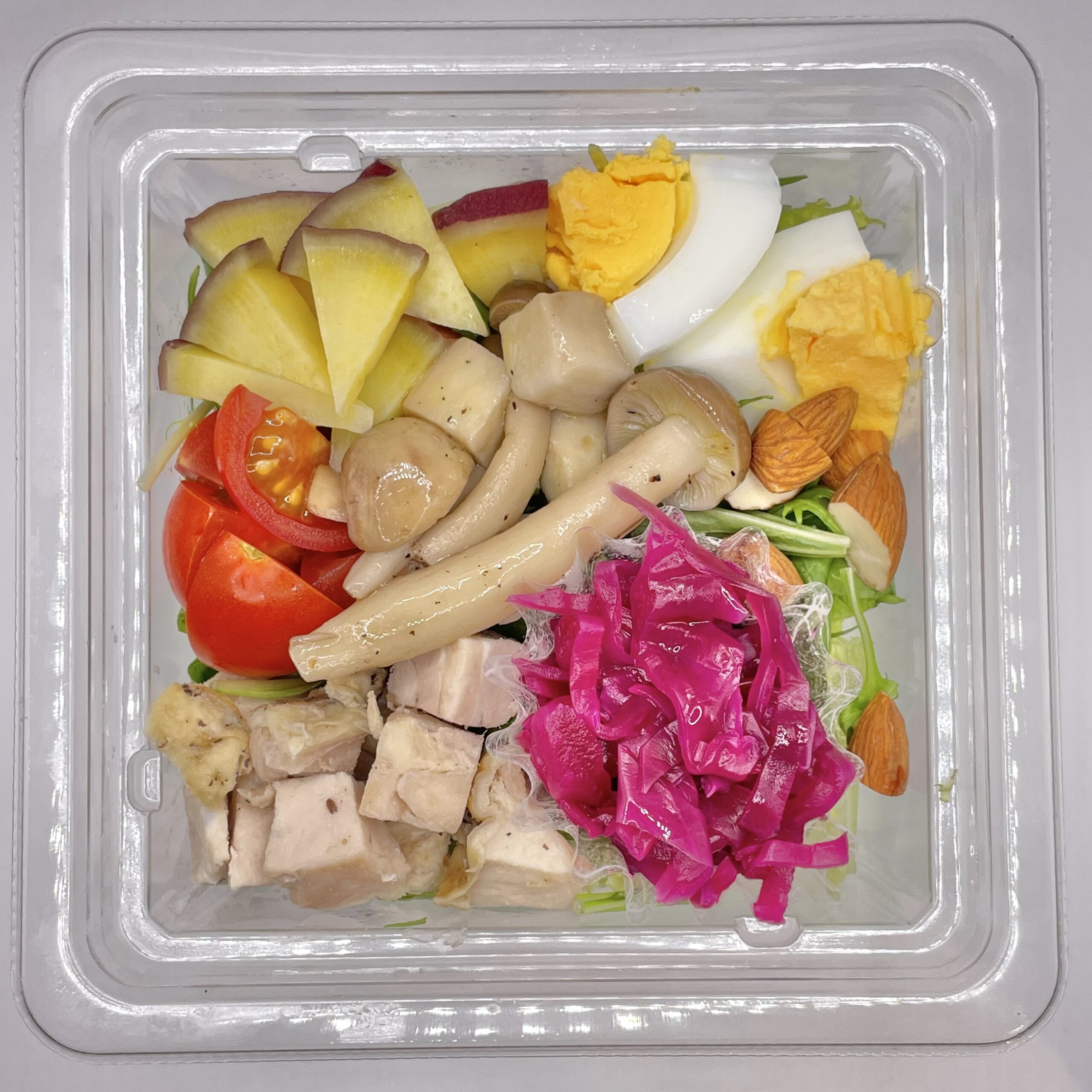 タンパク質もとれるグリーンサラダ