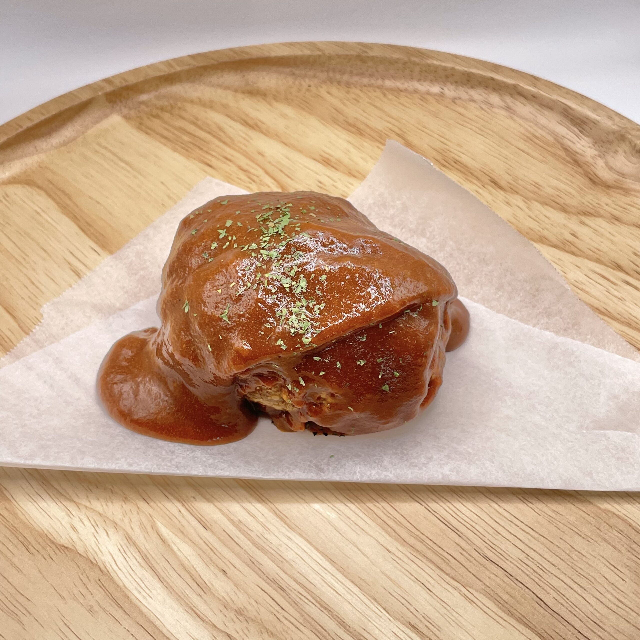 デミグラスソースのハンバーグ